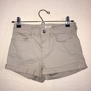 khaki shorts